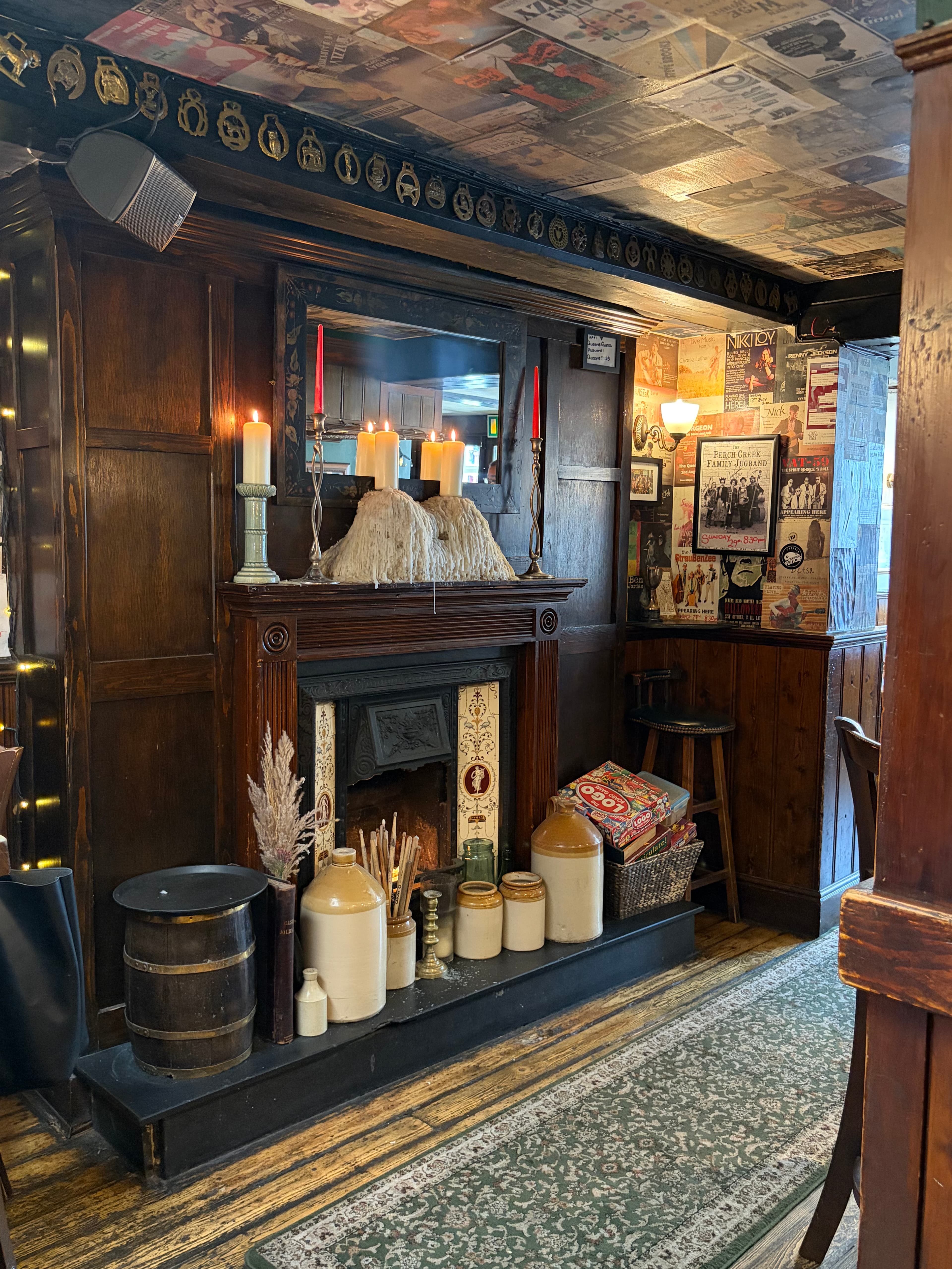 Candlelit Corners
