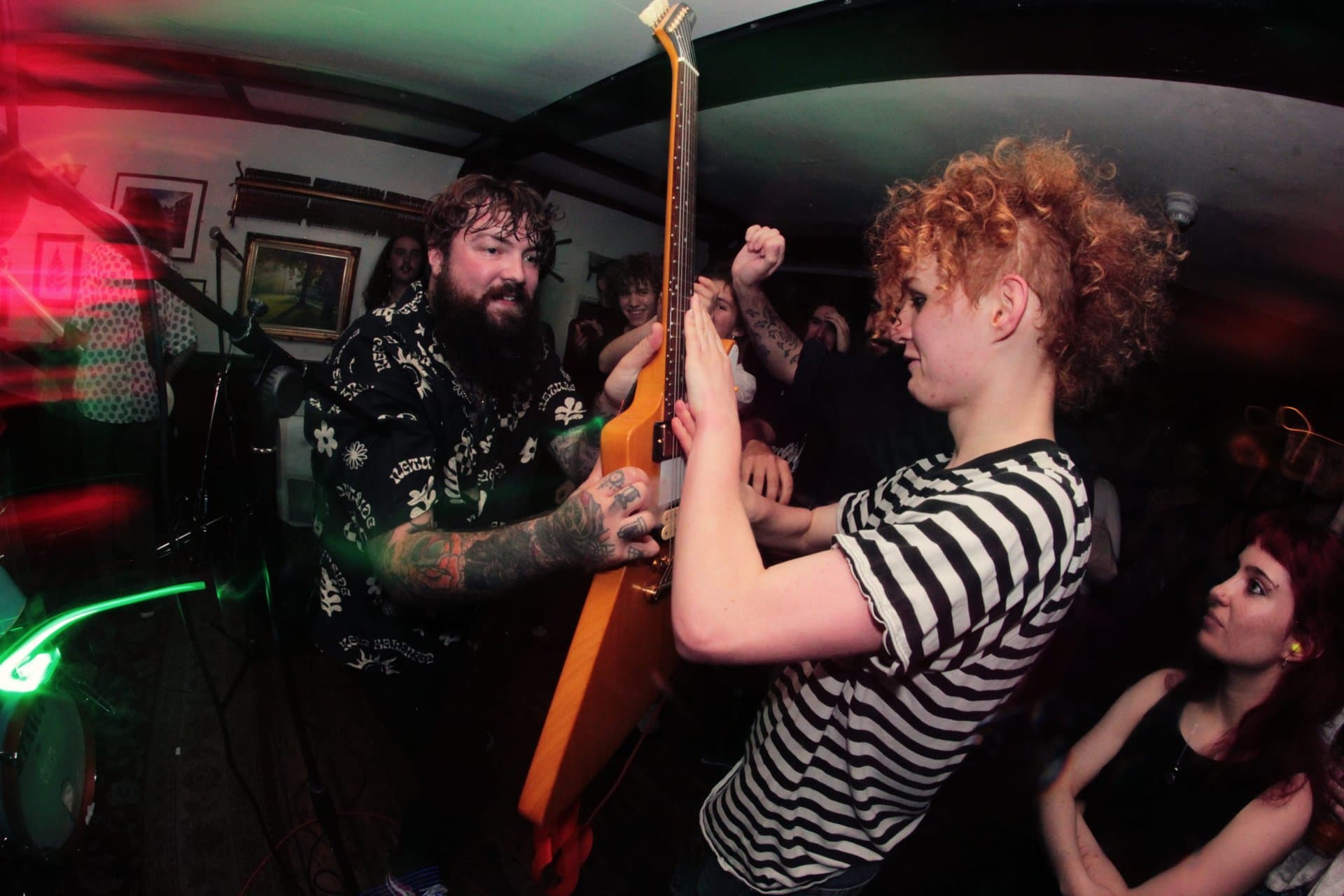 Queen's Head Live Gig Photo 8