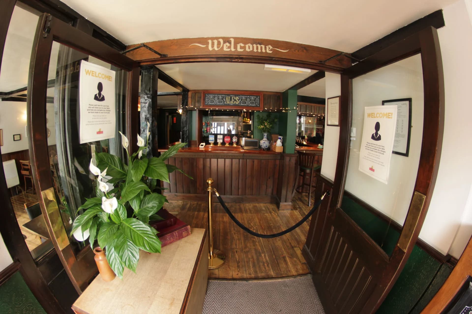 The Heart of The Queen’s Head